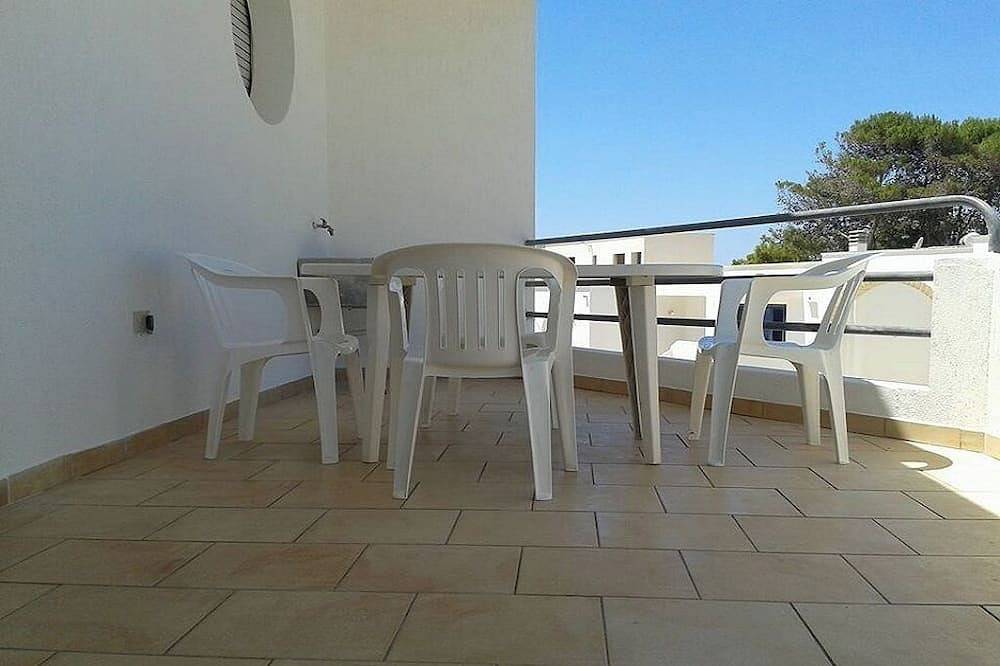 Entire apartment, Apartment facing the sea and very close to the center of Leuca in Leuca, Castrignano del Capo