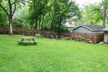 Log Cabin for 2 Guests in Williams Bay, Wisconsin, Picture 3