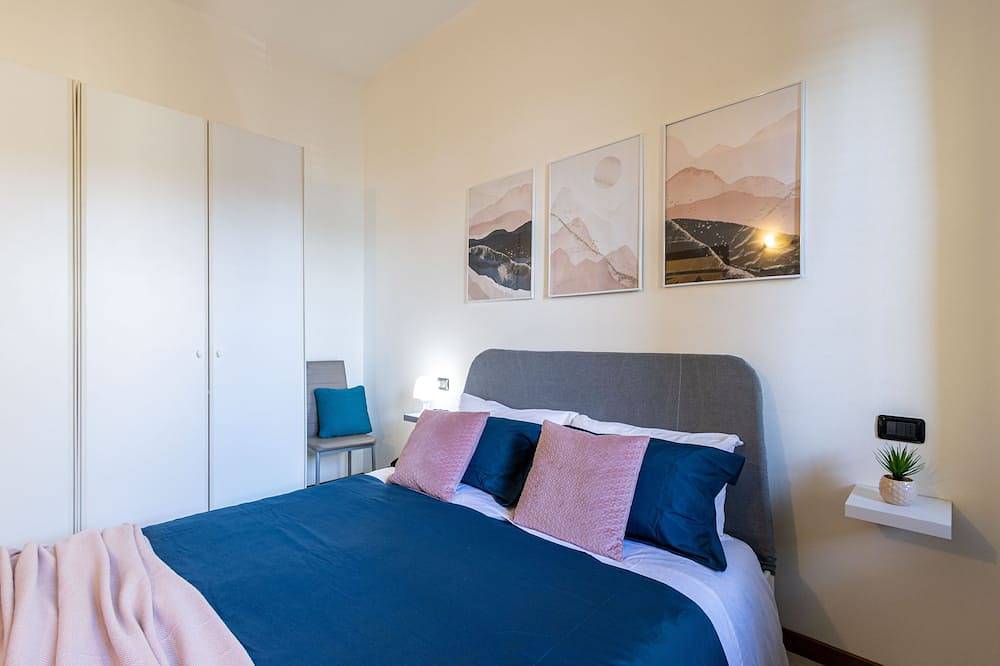 Entire apartment, [Sweet Arona] Beautiful Apartment, Netflix - Wi-Fi in Arona (Lago Maggiore), Comune di Arona
