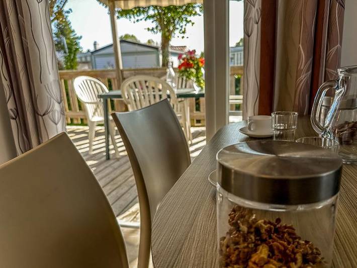 Camping Le Lagon Bleu - Mobilheim 4 personen - Mobilheim Andaro mit 2 Schlafzimmern, barrierefrei, für 1–4 Personen in Notre-Dame-de-Monts, Vendée