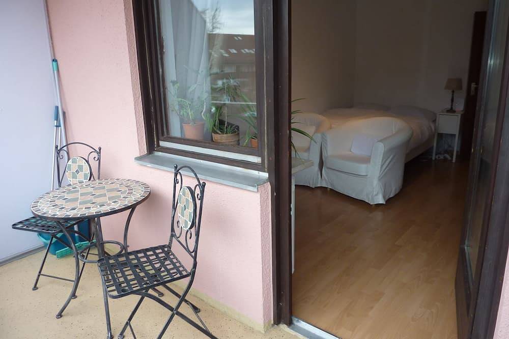 Ganze Wohnung, Gemütliches App Voll Ausgestattet 3 min zur S-Bahn neu renoviert mit balkon in Olching, Oberbayern