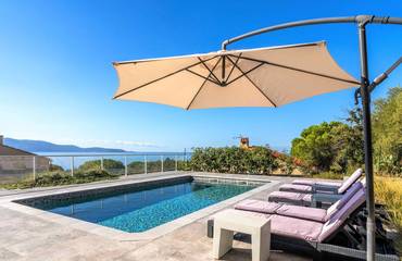 Cottage pour 10 personnes, avec terrasse et piscine, animaux acceptés dans Plage de Scodi-Neri