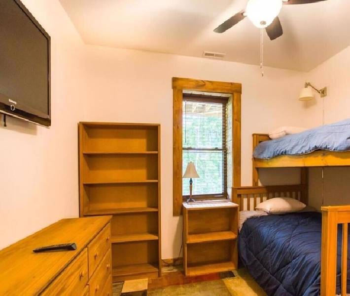 Vacation rental for 16 people, with balcony in Maryland