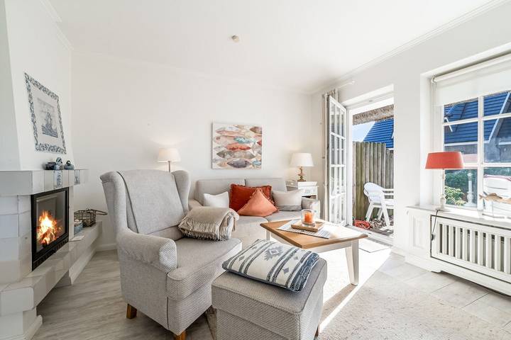 Großes Hausteil mit 4 Zimmern auf ca. 95 m², für bis zu 4 Personen. in Wenningstedt, Sylt