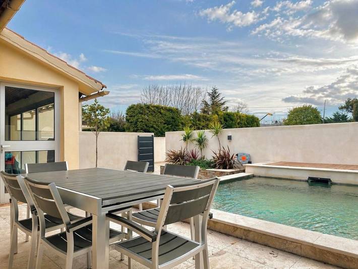 Maison de vacances pour 7 personnes, avec Balcon ainsi que Terrasse et Jardin à Entraigues-sur-la-Sorgue
