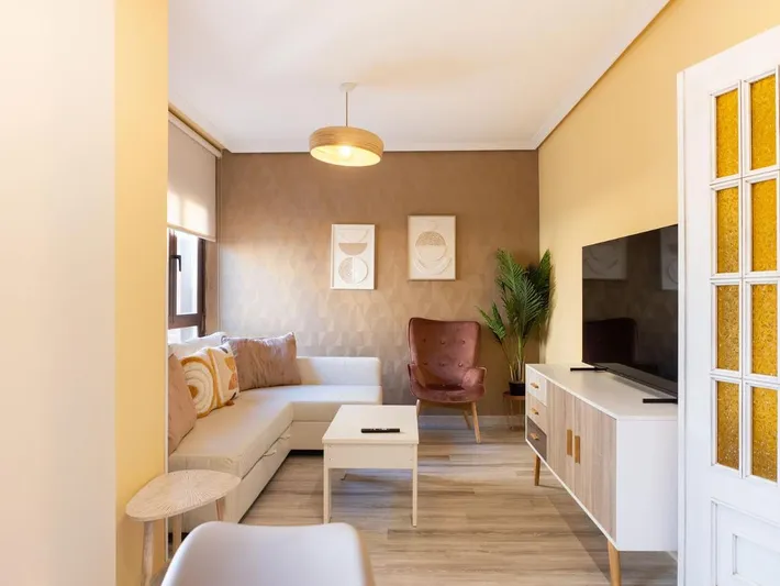 Apartamento de vacaciones para 9 personas, con terraza y vistas - 1