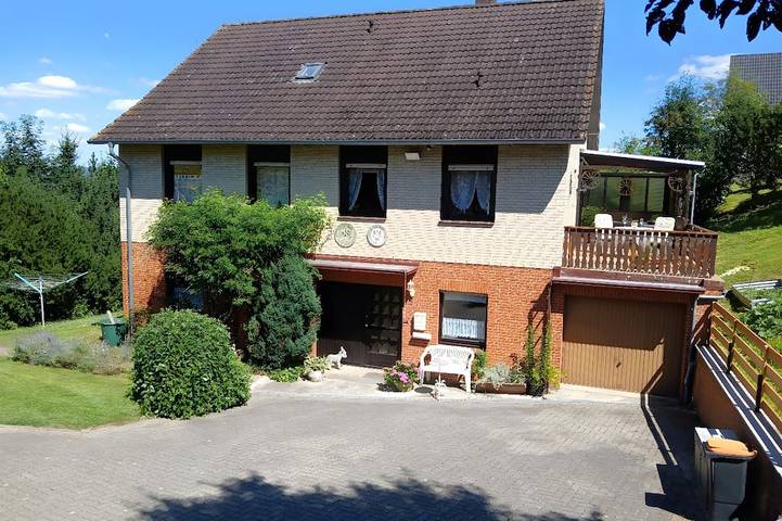 Ferienwohnung für 4 Personen, mit Balkon und Garten