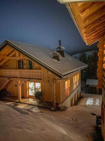Maison de vacances pour 2 personnes, avec terrasse ainsi que vue et jardin, animaux acceptés en Haute-Savoie