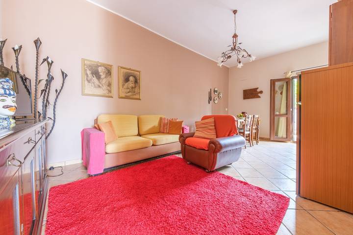 Entire apartment, Apartment 'La Casa Dei Limoni' with Mountain View and Private Terrace in Gaggi, Messina Province