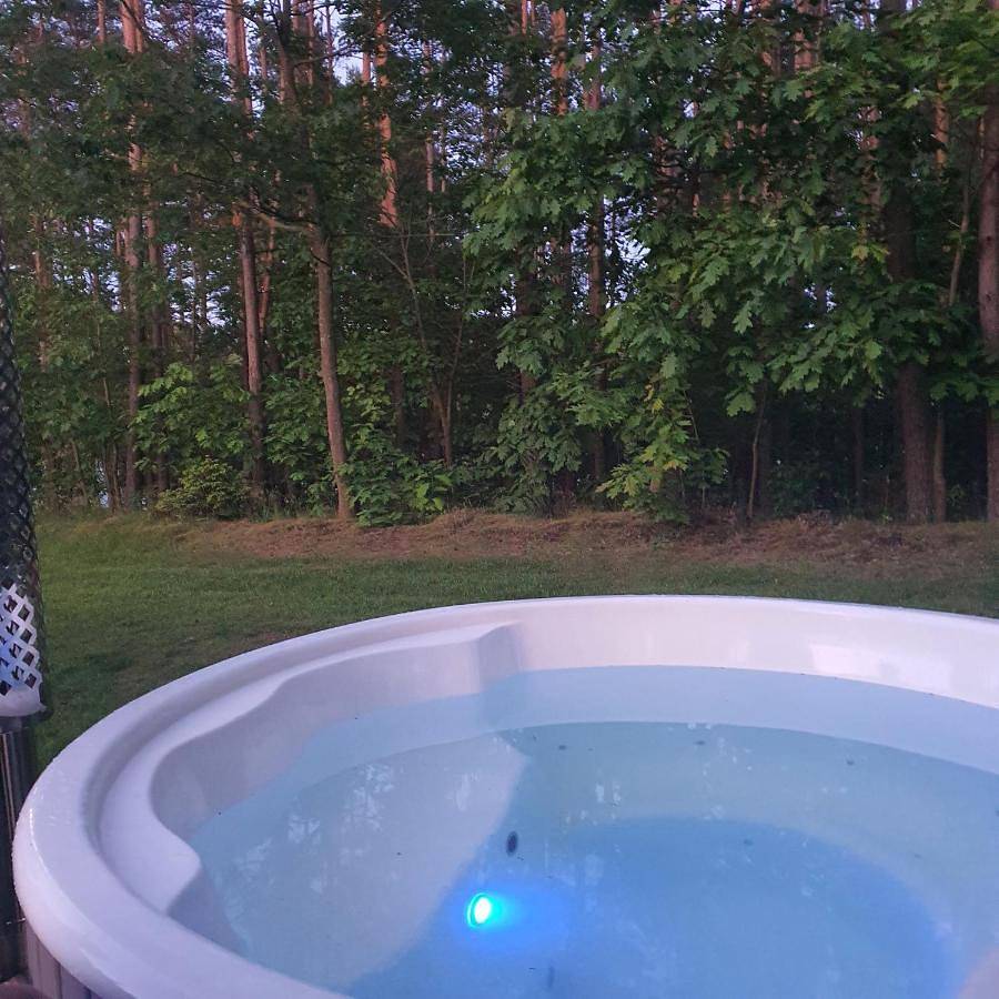 Agro Breza dom z kominkiem 80 metrów od jeziora - sauna, balia ogrodowa in Bory Tucholskie