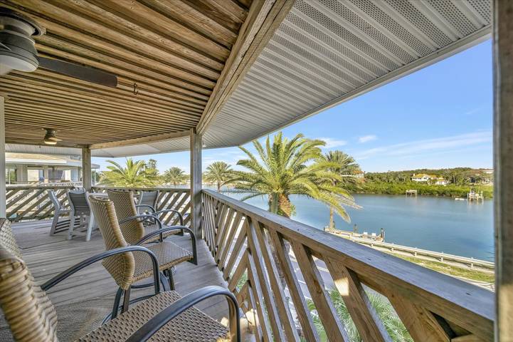 Vacation rental for 8 people, with balcony, kid friendly in Indian Shores