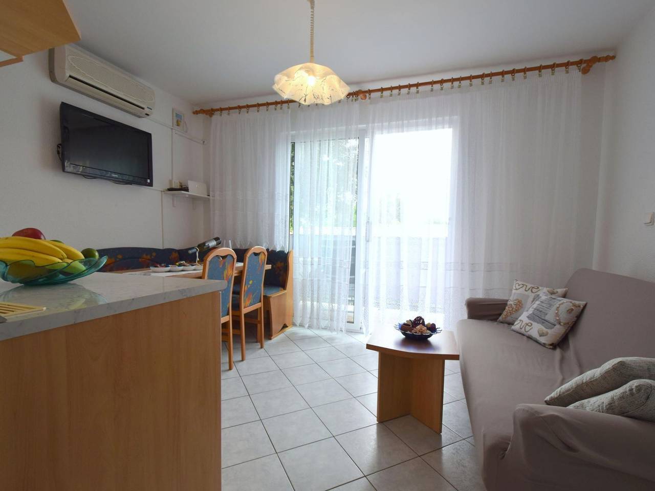 Appartamento vacanze a Njivice a partire da 114€ a notte