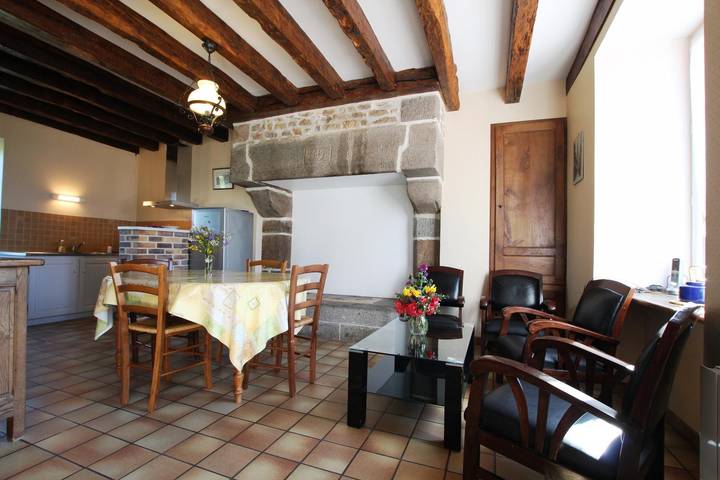 Gîte pour 4 personnes, avec jardin, animaux acceptés à Braffais