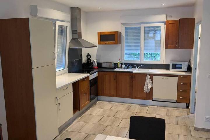 Location de vacances pour 6 personnes, avec jardin et balcon ainsi que vue et vue sur le lac dans Socourt - 2