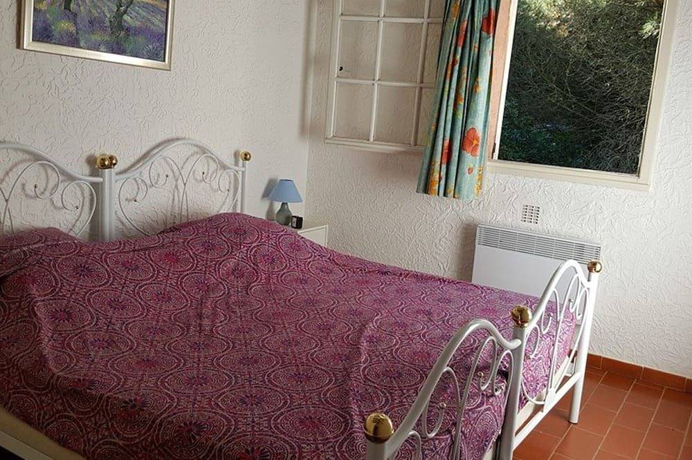 Mas avec 3 chambres, jardin, piscine, tennis et proche plage à La Croix-Valmer in Gigaro, La Croix-Valmer