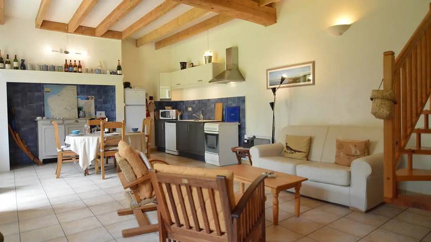 Location de vacances pour 6 personnes, avec jardin à Wierre-Effroy - 2