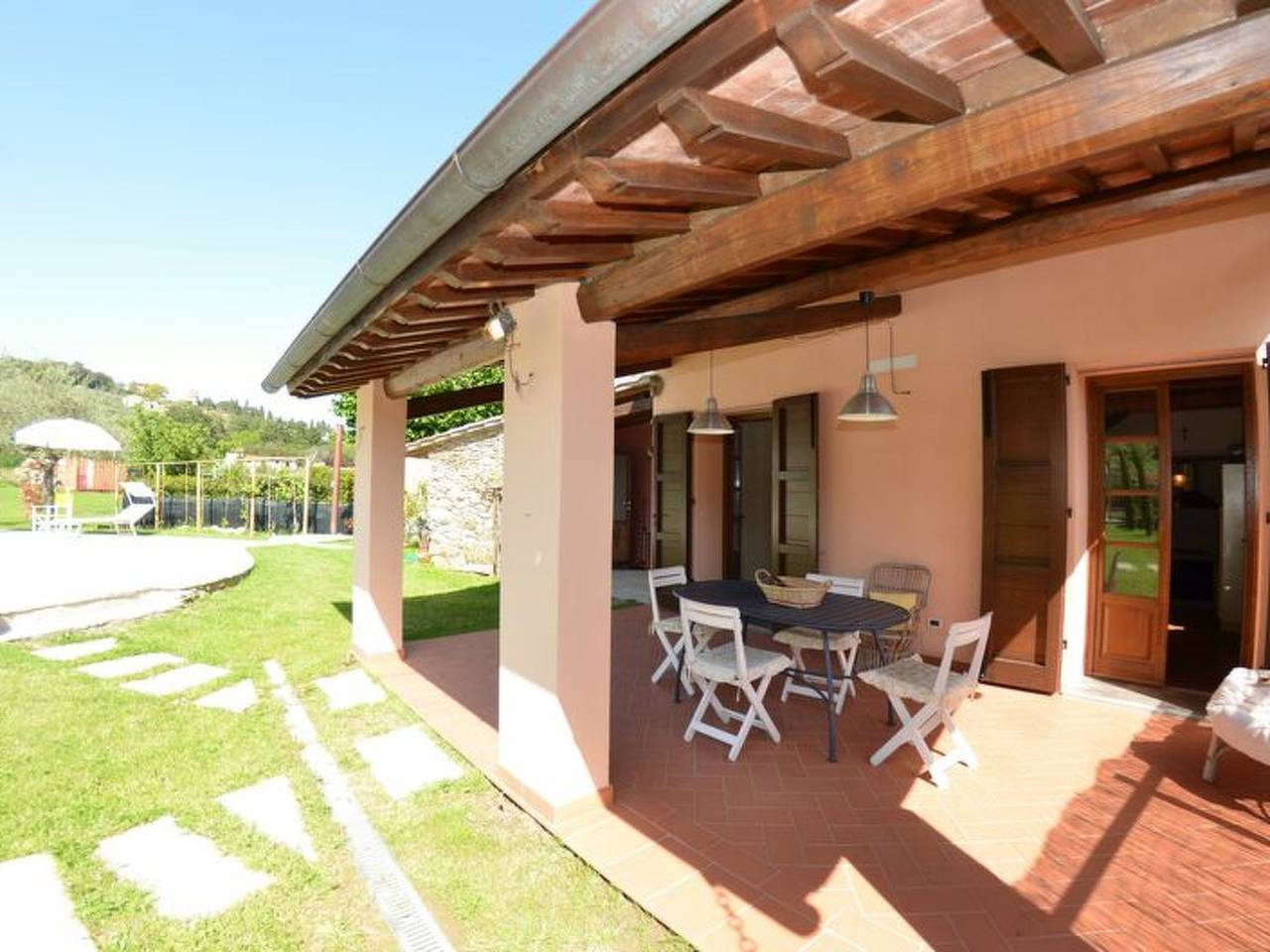 Feriehus for 4 personer med hage in Buti, Provinsen Pisa