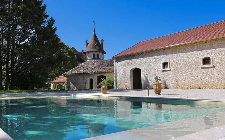 Location de vacances pour 4 personnes, avec Terrasse et Jardin ainsi que Bassin pour enfant et Piscine à Montpezat-de-Quercy
