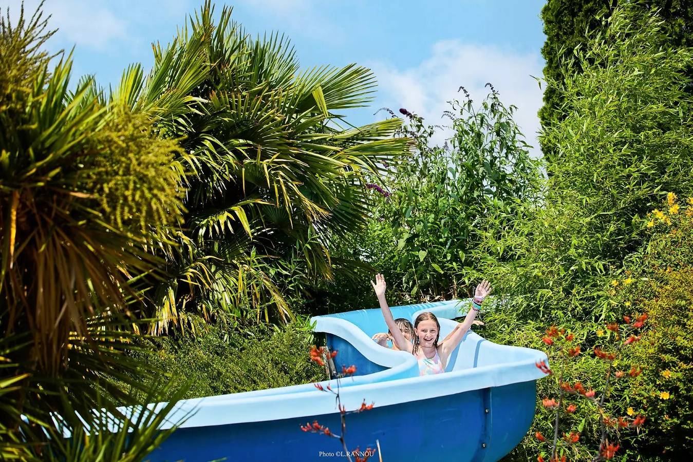 Mobil-Home Comfort 3 Rooms 4 People + Tv in Monterblanc, Regional Natural Park of the Golfe du Morbihan