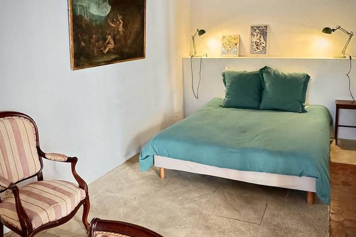 Entire apartment, Mas de Monge - Flat for 3 people in Tarascon, Arles region