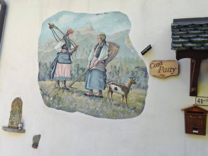 Gîte pour 5 personnes, avec terrasse ainsi que vue et jardin à Ovaro - 2