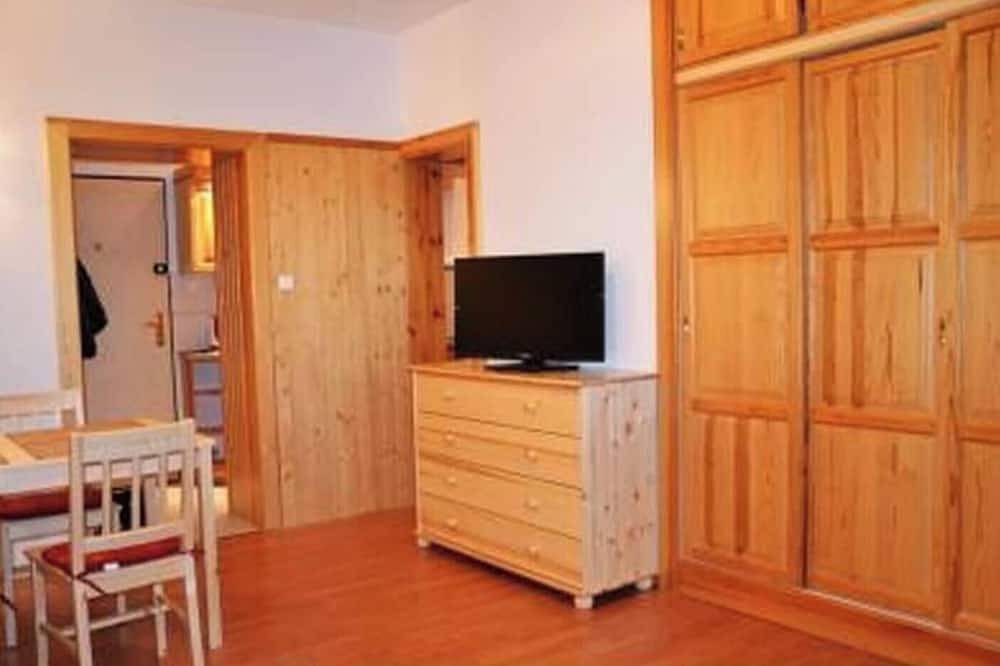 Ganze Wohnung, Apartment in Tatranska Lomnica -Dinda- in Tatranska Lomnica Ski Area, Vysoké Tatry