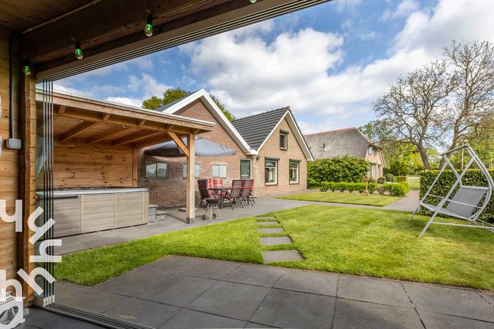Holiday home for 6 people, with garden and sauna as well as terrace and hot tub, with pets - 1