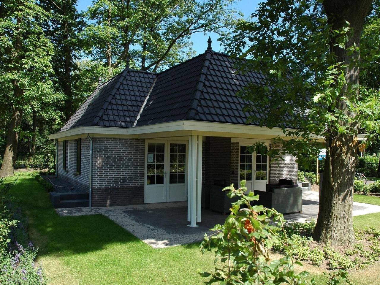 Villa in den Niederlanden mit großem Garten in Veluwe