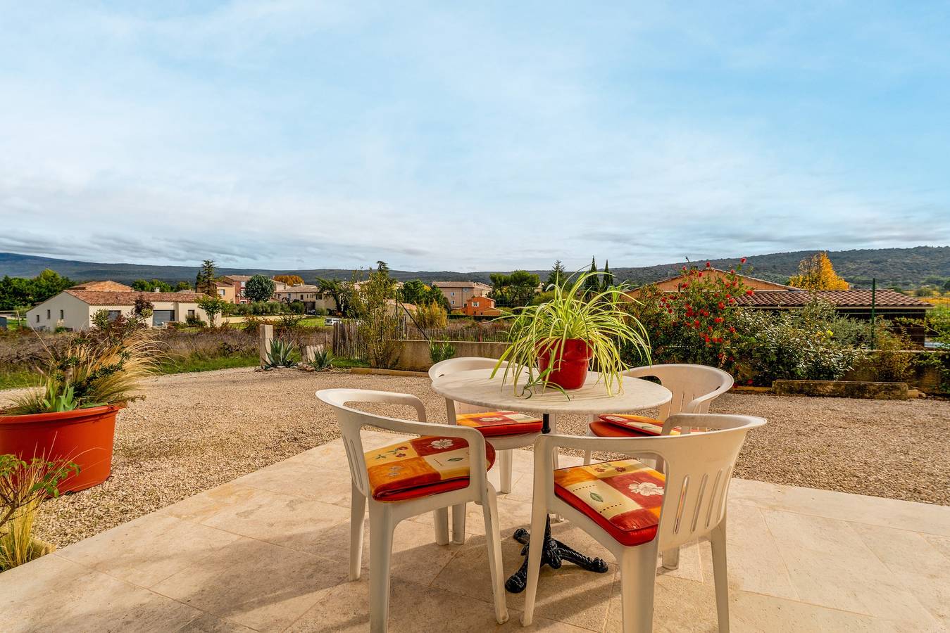 Maison de vacances « Gîte du Badassier » avec terrasse privée et Wi-Fi in Blauvac, Parc naturel régional du Mont-Ventoux