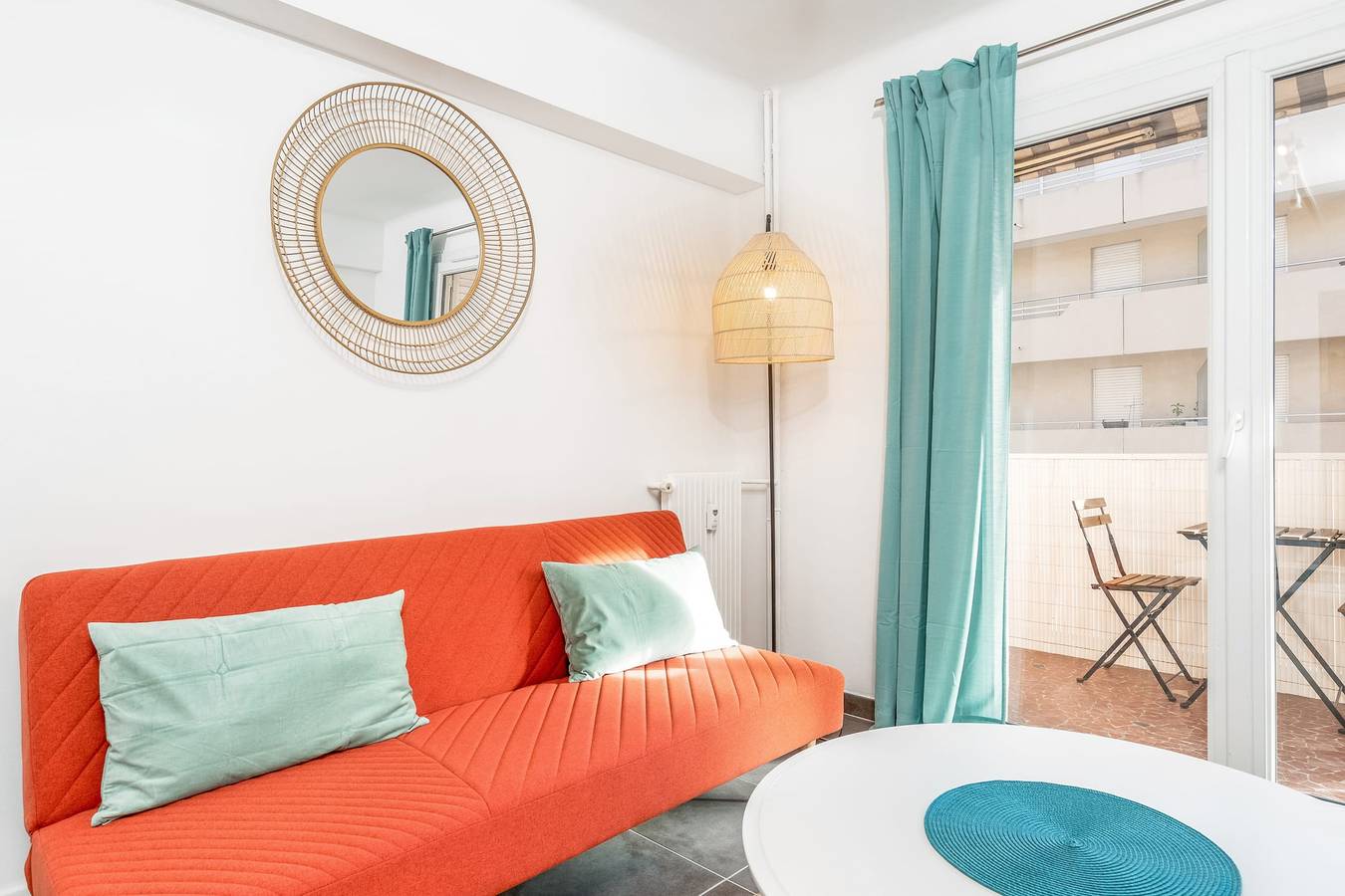 Entire apartment, Appartement Corail - Welkeys in Antibes, Cannes region
