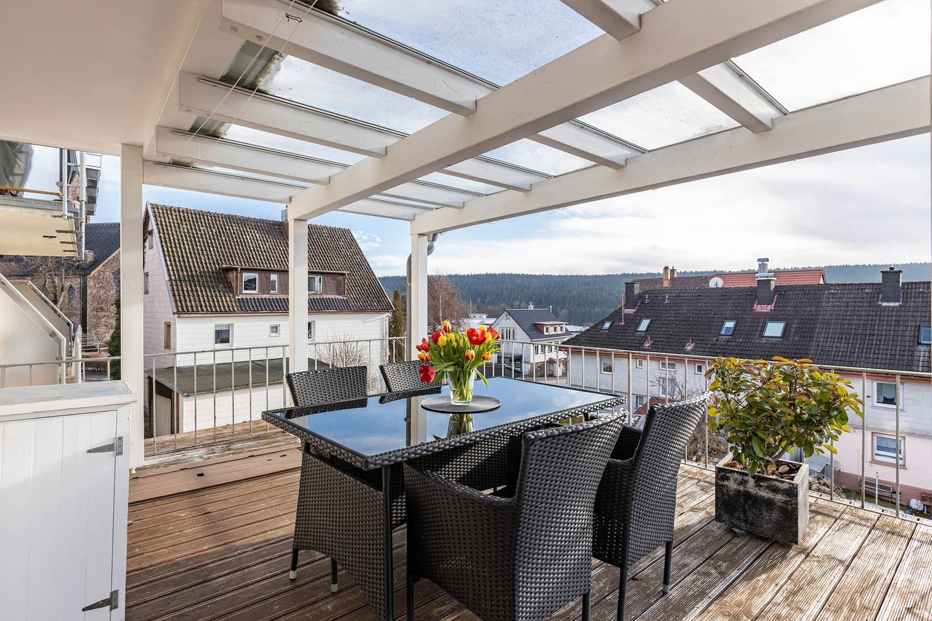 Entire apartment, Apartment 'Terrassenblick' with Mountain View, Private Terrace, and Wi-Fi in St. Georgen im Schwarzwald, Central Black Forest