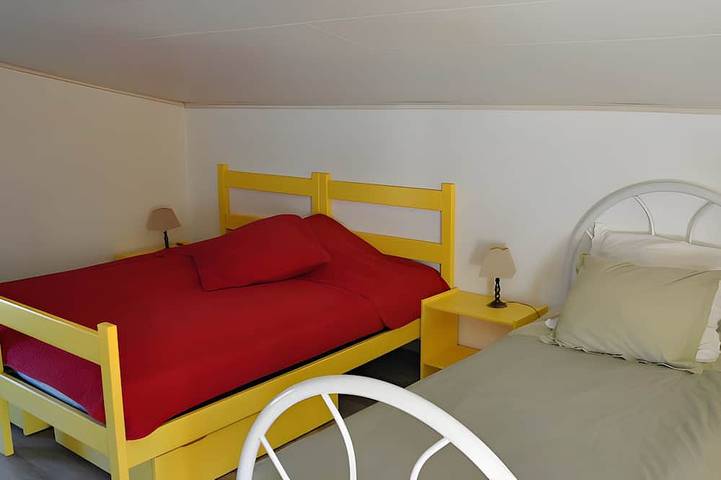 Location de vacances pour 4 personnes, avec jardin ainsi que sauna et piscine, animaux acceptés à Mévouillon - 2
