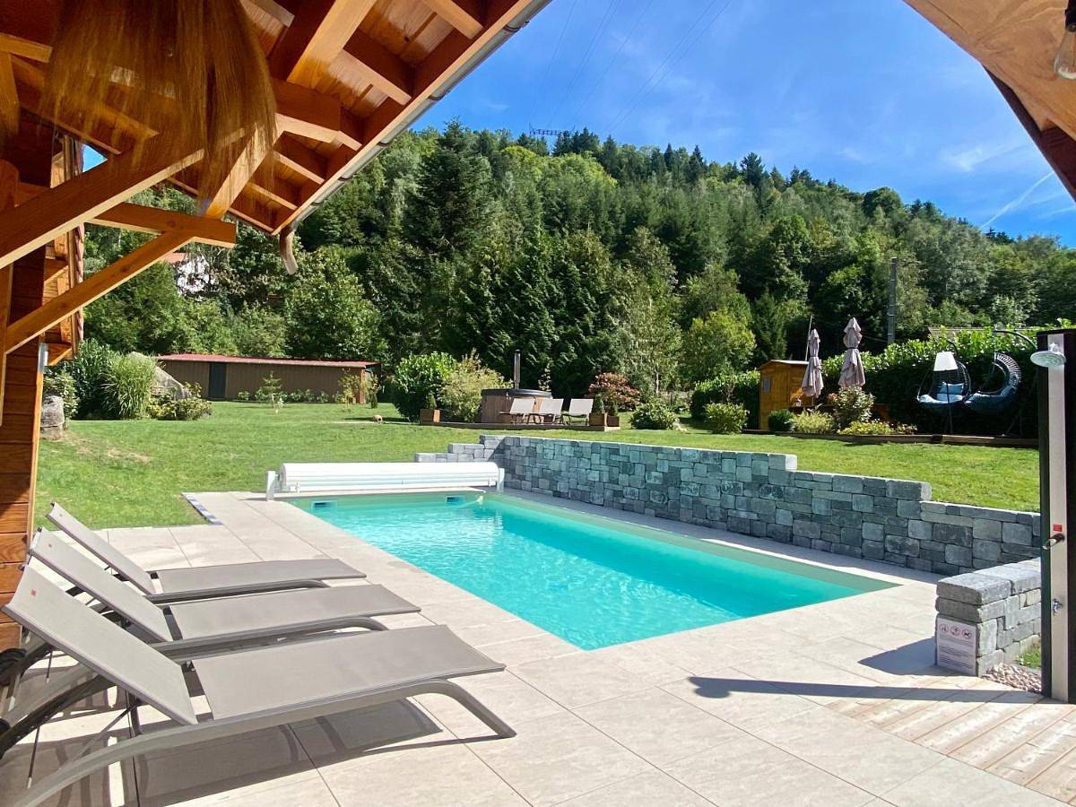 Gîte Chalet avec bain nordique et piscine 11 pers Hautes Vosges in Plainfaing, Parc naturel régional des Ballons des Vosges