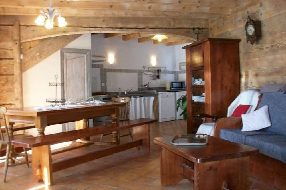 Ker Cambre, Atout France -Chalet-Vista a la Montana-Familiar-Baño para person... in Saint-Pierre-dels-Forcats, Parque Natural Regional de los Pirineos Catalanes