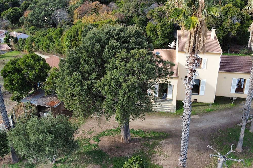 Villa Marie Ange, 6 Personnes Entre Mer et Montagne in Santa Lucia di Moriani, Corte e dintorni