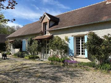 Gîte pour 8 personnes, avec jardin, animaux acceptés dans Champignelles (Yonne)