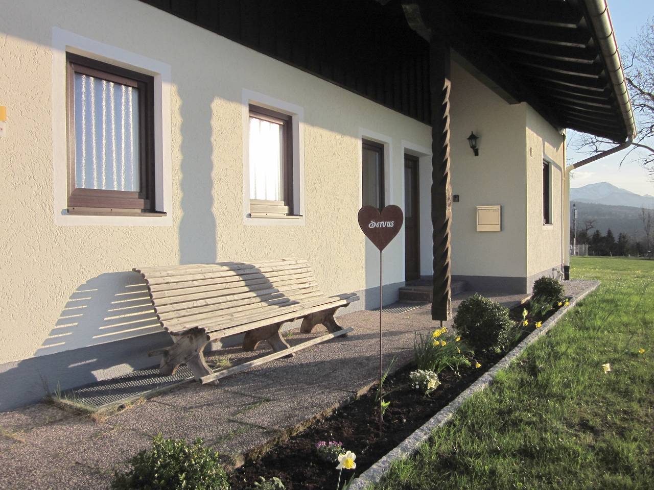 Ferienhaus am Riedl - Ferienhaus am Riedl, 150 qm, 4 Schlafzimmer, 2 Bäder, Terrasse, Wlan in Siegsdorf, Bayerische Alpen
