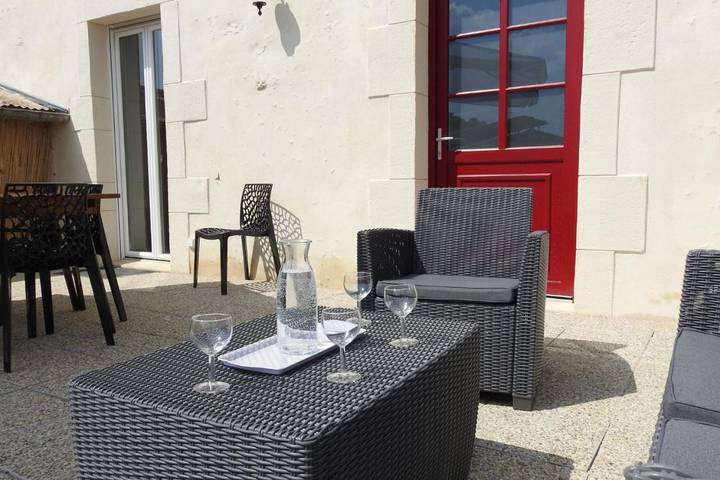 Location de vacances pour 4 personnes, avec jardin dans Dommartin-le-Franc - 4