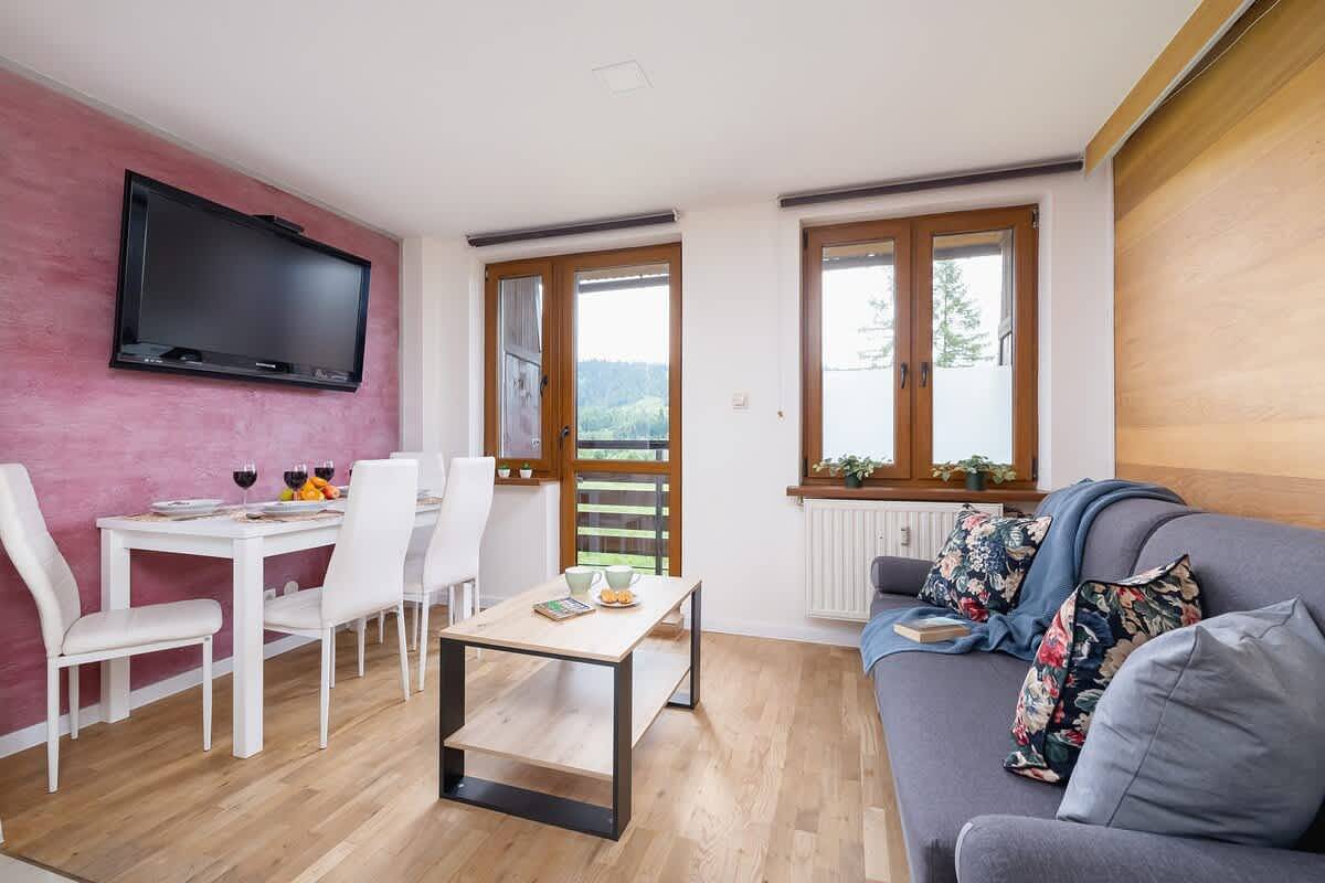 Entire apartment, Apartment in the Center | 2 Balconies with Mountain View in Zakopane, Carpathians (Poland)