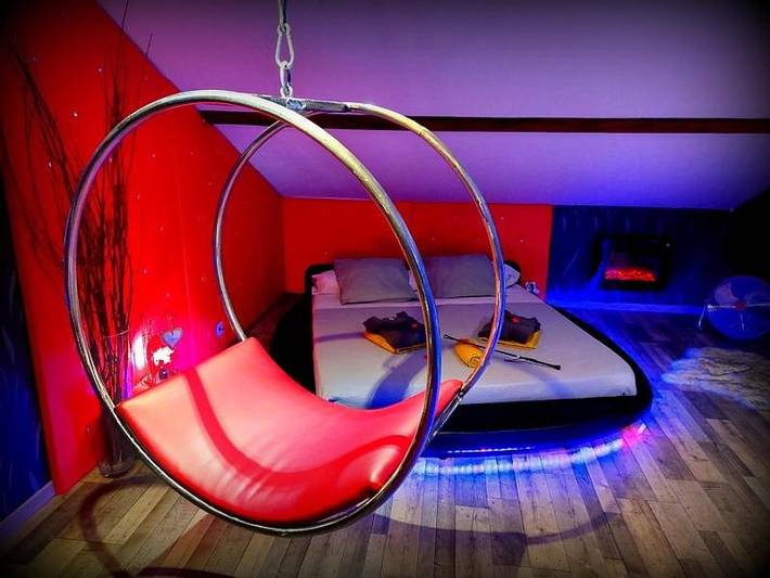 Chambre d’hôte pour 2 personnes, avec jacuzzi dans la Loire - 3