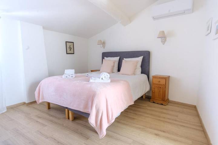 Location de vacances pour 4 personnes, avec terrasse dans Bram - 4