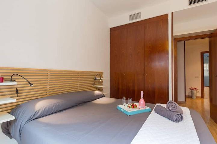 Ganze Wohnung, Near Barcelona and the Beach , Matarolux11 in Mataró, Costa del Maresme