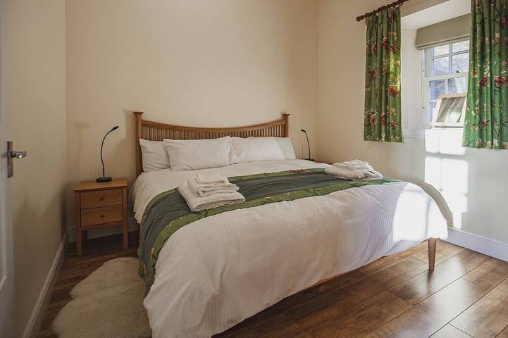 Castle Cottage - sleeps 6 guests  in 3 bedrooms in Lewis and Harris, Äußere Hebriden