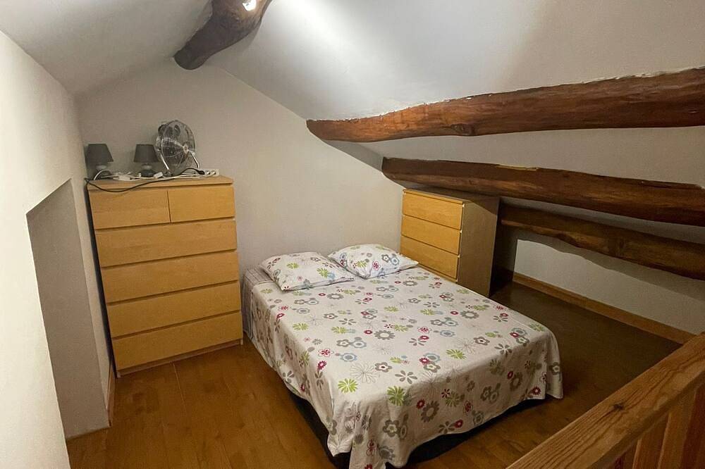 Maison traditionnelle en pierres située au coeur de la castagniccia in San-Lorenzo (Haute-Corse), Arrondissement de Corte