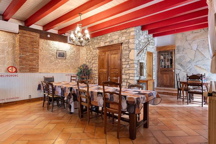 Ferienhaus für 24 Personen, mit Balkon in der Ardèche - 2