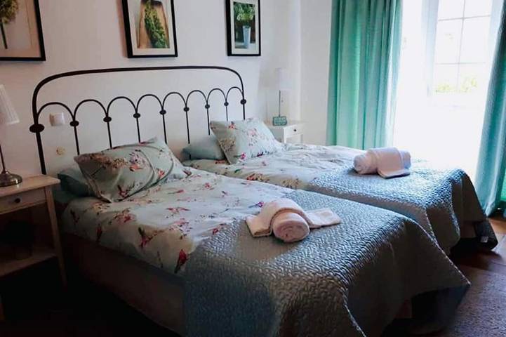 Entire apartment, Superb 2Br Apartment on the Prestigious 5* Praia Del Rey Beach & Golf Resort. in Amoreira, Leiria District