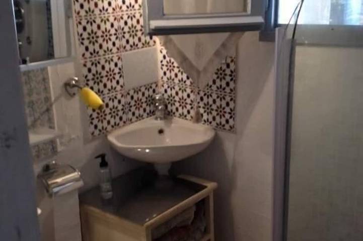 Authentic Gardian Hut In The Heart Of The Camargue With Swimming Pool in Saintes-Maries-de-la-Mer, Arles region