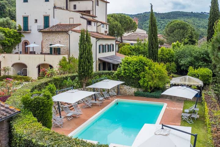 Ferienwohnung für 4 Personen, mit Pool und Garten - 1