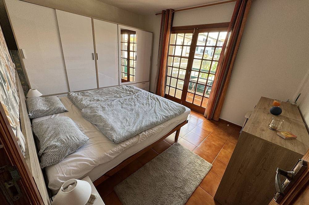 Fantastique maison avec piscine et jardin dans un quartier calme et résidentiel, et central in Puerto de la Cruz, Tenerife du Nord