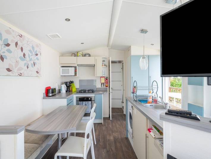 Mobil home pour 6 personnes, avec piscine ainsi que terrasse et jardin à Onzain - 4